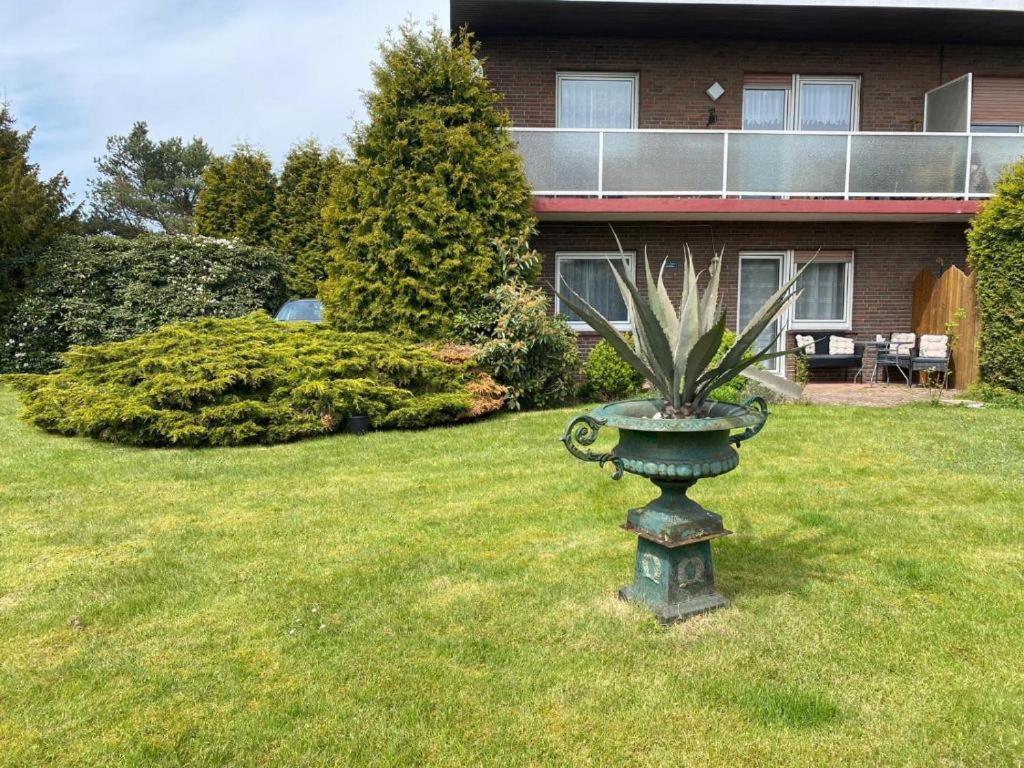 White Blossom- Ferienwohnung Am Asreg Bad Zwischenahn Exteriör bild
